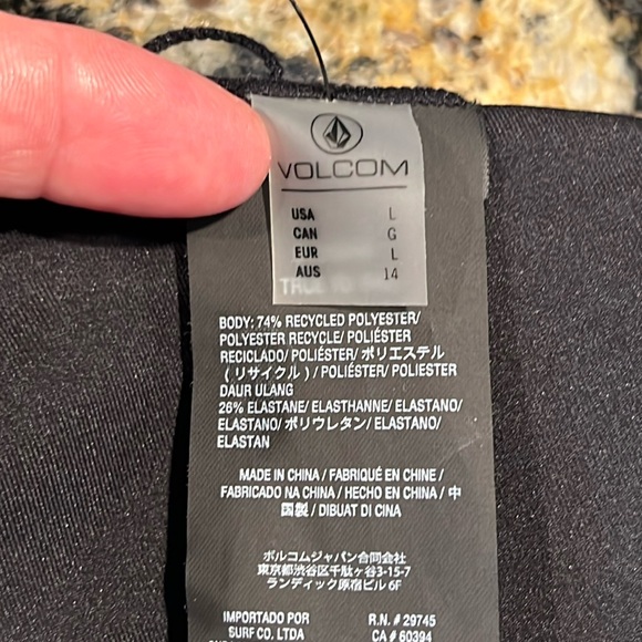 Volcom Simply Seamless Halter - Picture 13 of 16